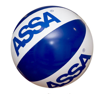Aufbereiteter kundenspezifischer aufblasbarer PVC-Wasserball Antiburst geruchlos
